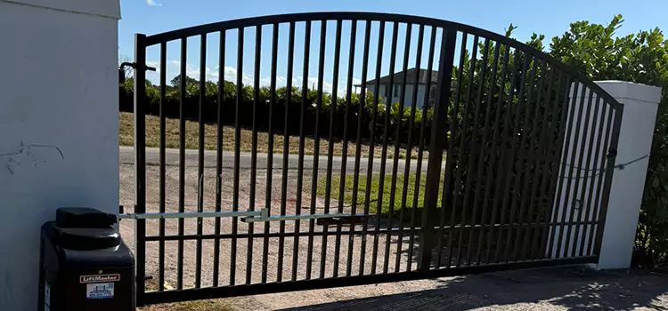 Driveway Fence Repair Grand Prairie